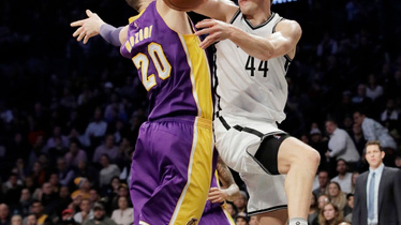Nets send Lakers to 8th straight loss, 107-97 (Dec 14, 2016)